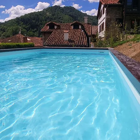 Explora Picos De Europa 木屋 科斯加亚