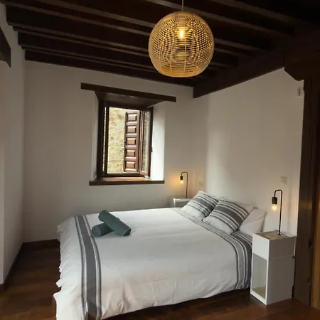 木屋 Explora Picos De Europa 科斯加亚